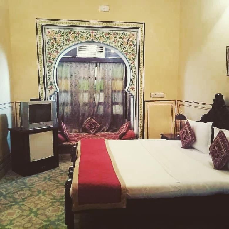 Bassi Fort Palace Chittorgarh Zewnętrze zdjęcie