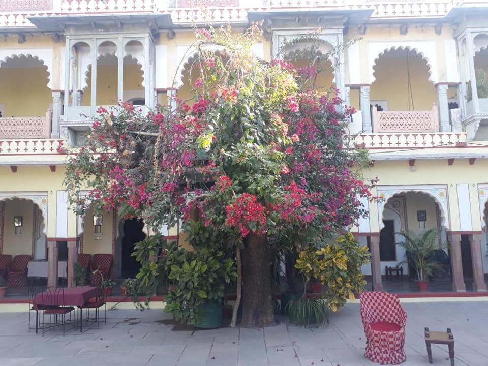Bassi Fort Palace Chittorgarh Zewnętrze zdjęcie