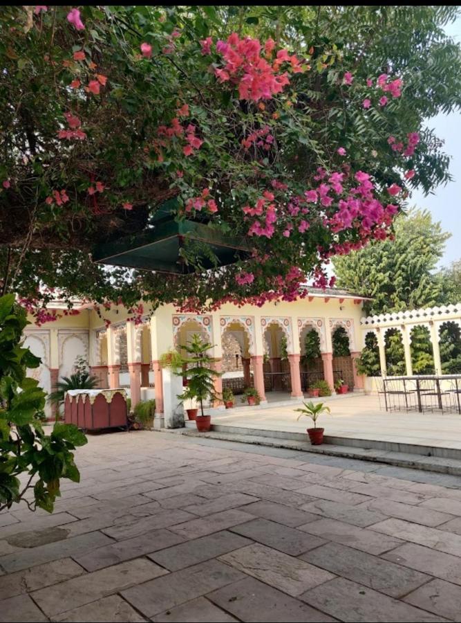 Bassi Fort Palace Chittorgarh Zewnętrze zdjęcie