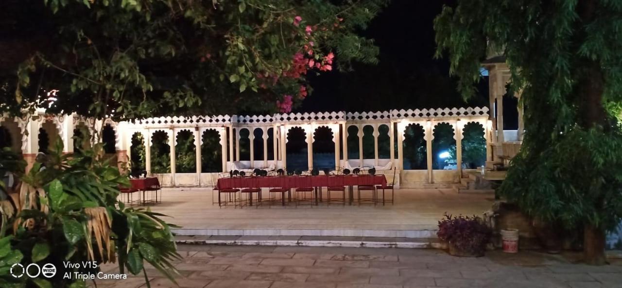 Bassi Fort Palace Chittorgarh Zewnętrze zdjęcie