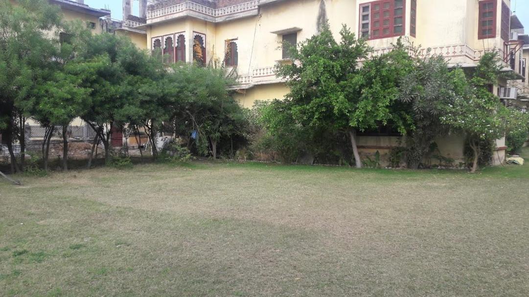 Bassi Fort Palace Chittorgarh Zewnętrze zdjęcie