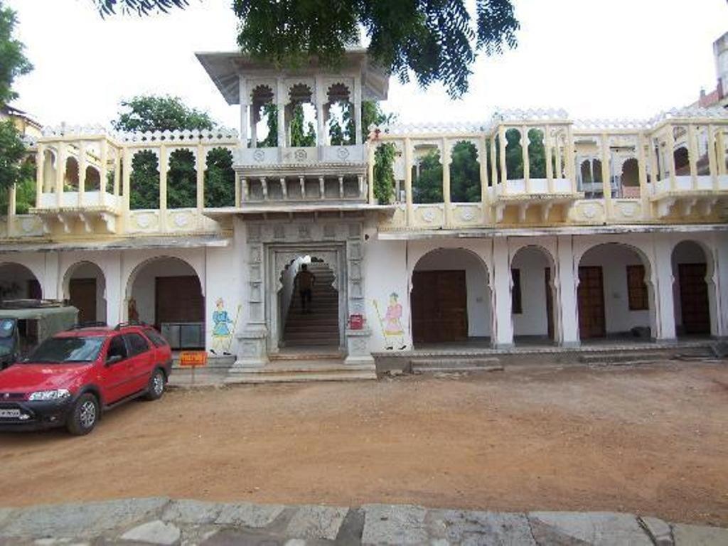 Bassi Fort Palace Chittorgarh Zewnętrze zdjęcie